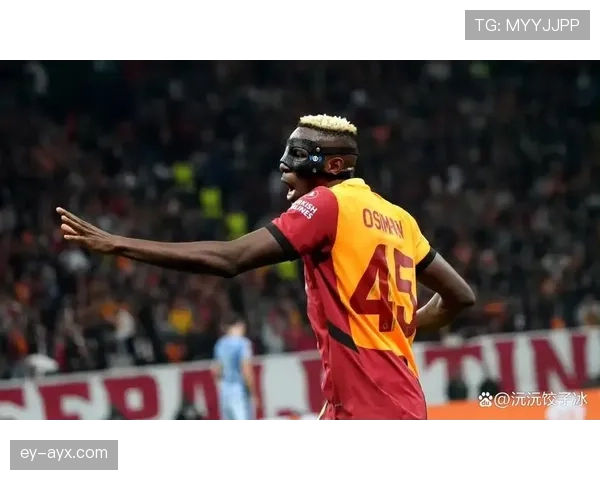 那不勒斯球迷力挺奥斯梅恩，全队士气高涨迎战新赛季